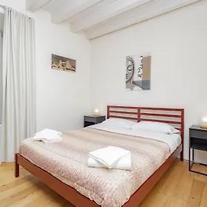 Citylife Holiday home